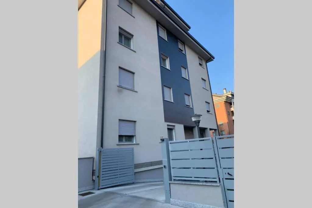 Fabio apartment near Milan&Hospitals San Giuliano Milanese Italia