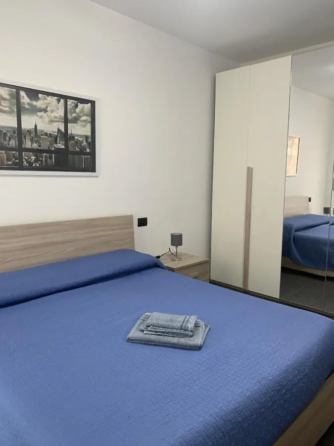 Fabio Apartment Near Milan And Hospitals San Giuliano Milanese 0*,  Italy