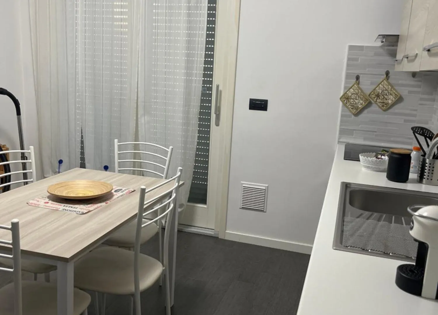 Fabio Apartment Near Milan And Hospitals San Giuliano Milanese Italy